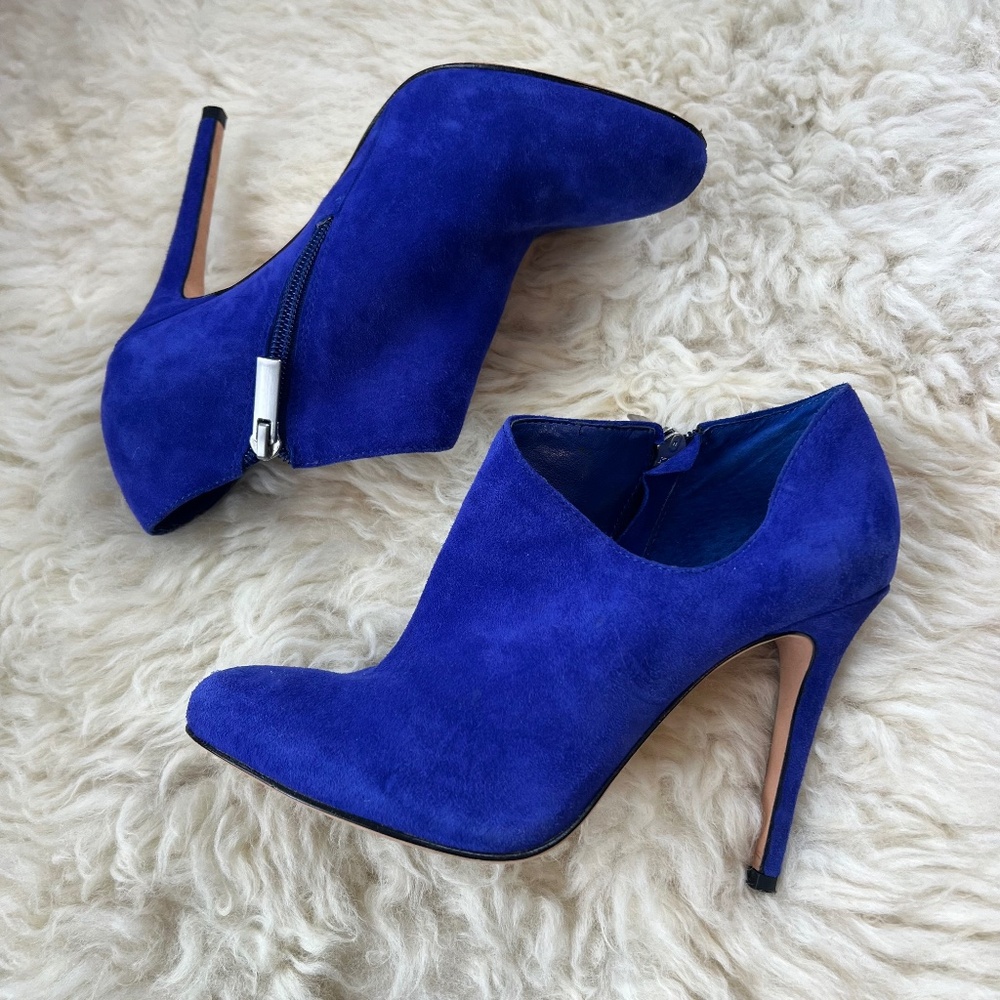 Saks 5th Avenue Suede Royal Blue Cut Out Shootie Booties Heels Size 6